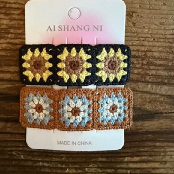 *NEW BOUTIQUE GRANNY SQUARE HAIR CLIPS* - Picture 3 of 7